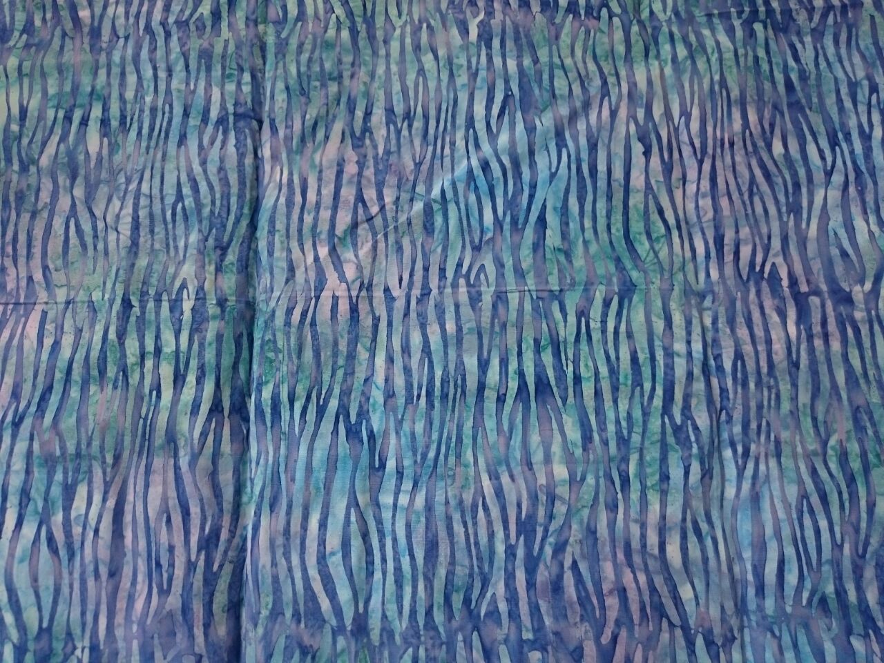 Batik sarong Denver, Colorado with original technique - Batik Dlidir