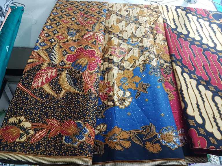 Batik fabric suppliers for sarong