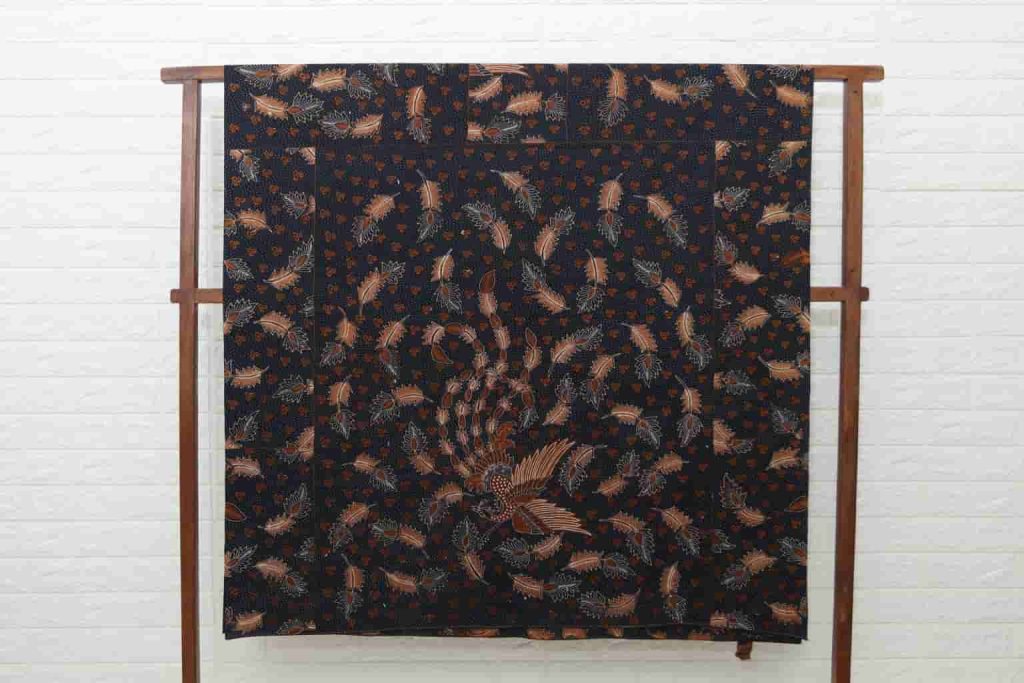 Authentic Hand-Drawn Batik The True Art of Indonesian Batik Tulis Craftsmanship