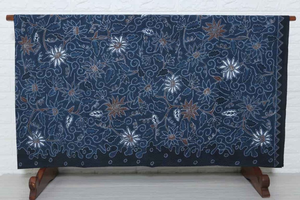 Traditional Canting Batik The Complete Guide to Full Wax-Resist and Ancient Wax-Resist Techniques